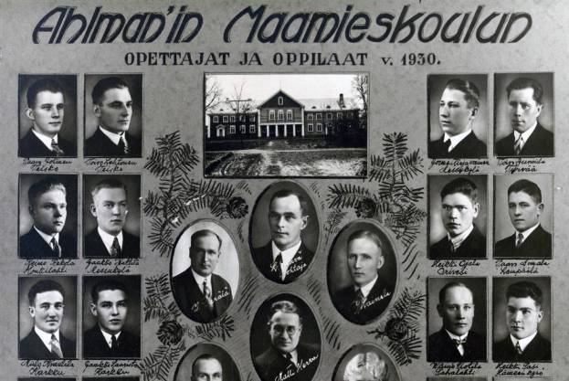 Ahmanin maamieskoulukuvasta