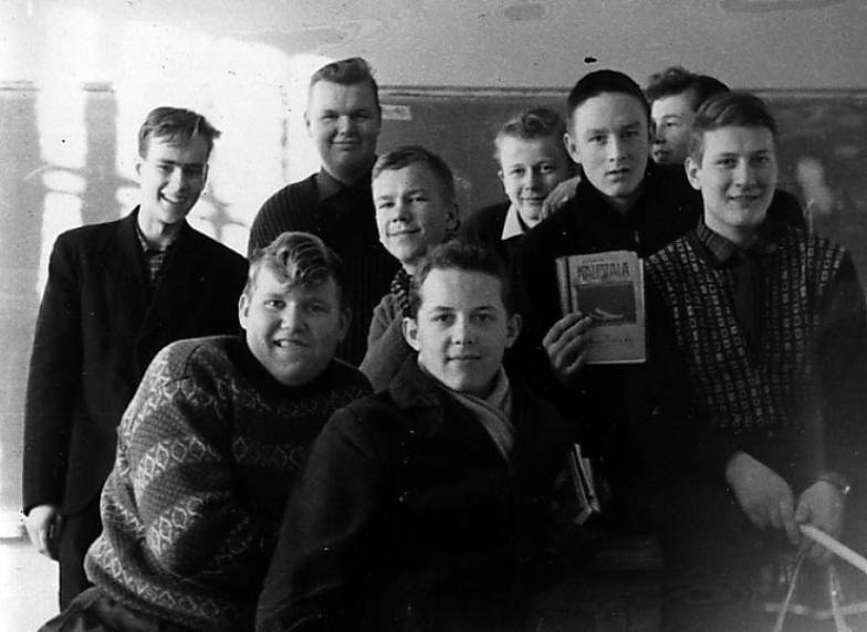 Osa 5a:n porukasta omassa luokassa 1963